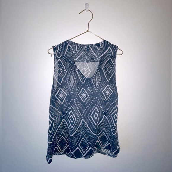 Summer Blouse from Gap• Size XS - Picture 2 of 3